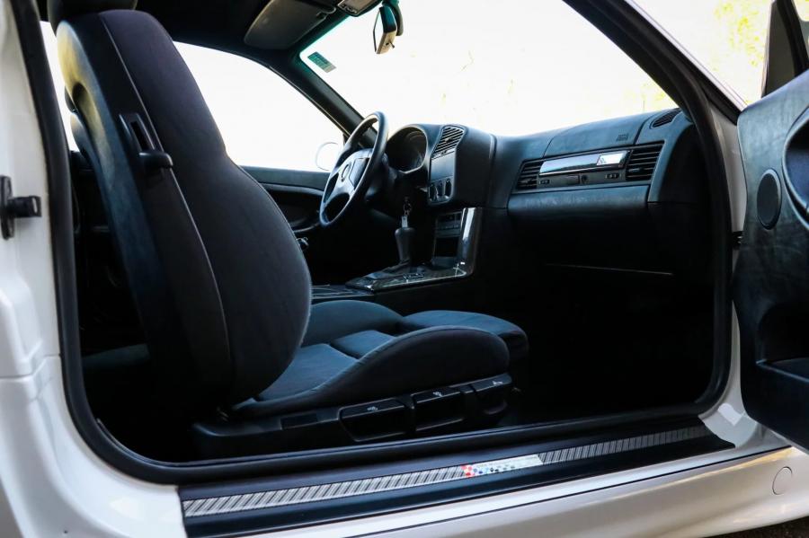 Интерьер BMW M3 Lightweight (E36) 1995 года  (US) (фото 41 из 58)